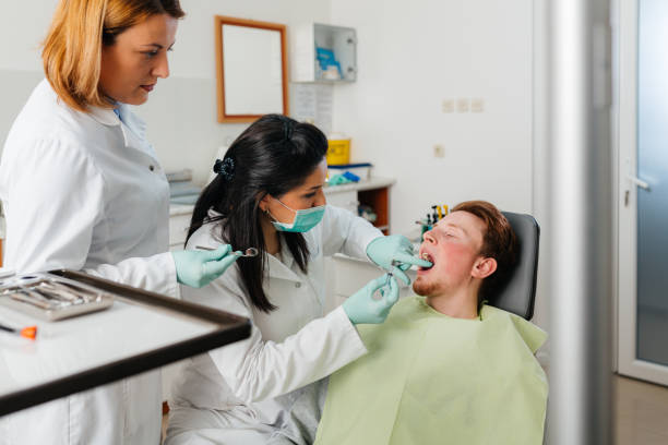 Best Emergency Denture Repair in Hubbard, OH